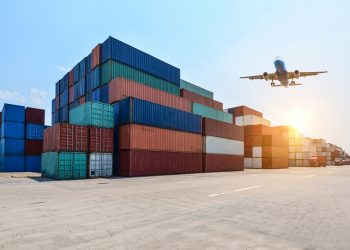 Multa FAA a empresas por envíos irregulares de iones de litio