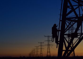 Reportan apagón en la Península de Yucatán