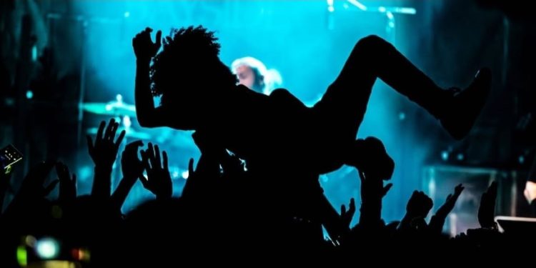 Música en vivo, principal divertimento por encima de tener sexo