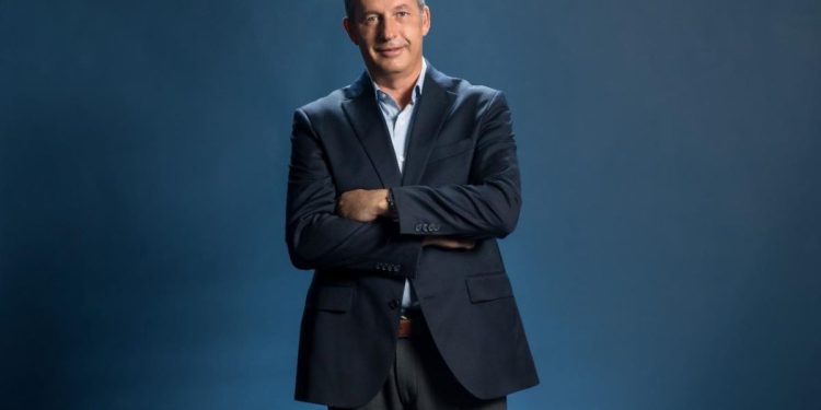 Plantea Andrés Conesa una T3 para el AICM