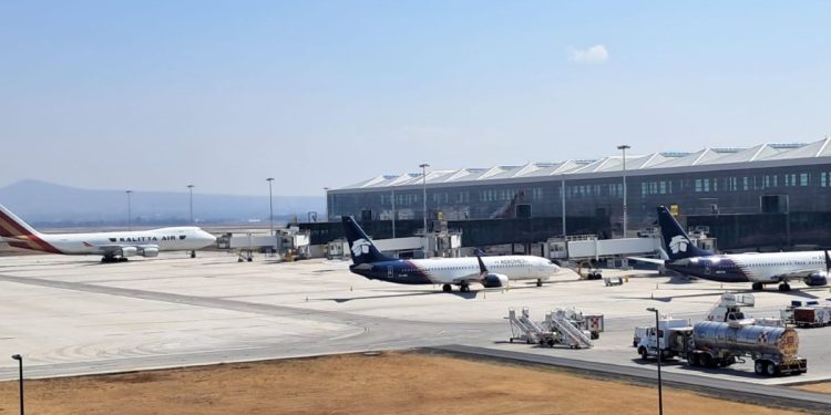 Otorgan al AIFA certificación en gestión de seguridad operacional